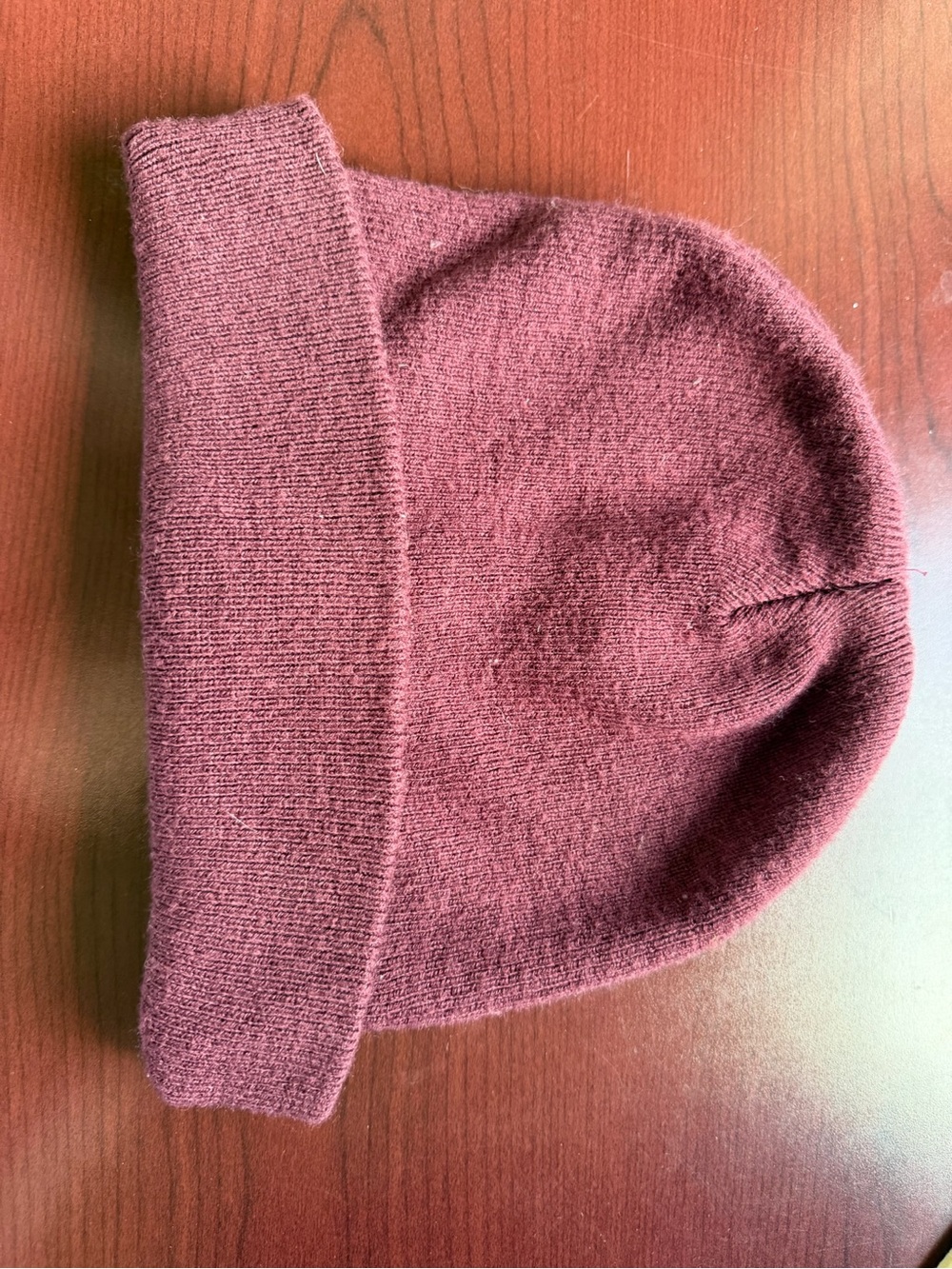 Classic Ribbed Knit Beanie - Burgundy